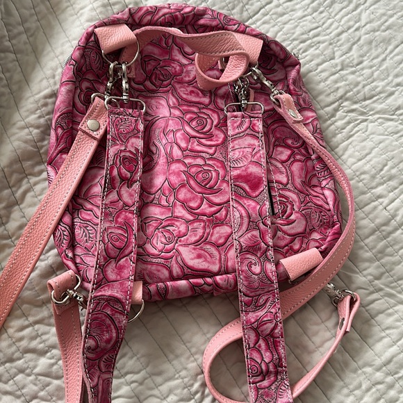 L3 Designs Convertible Backpack - Picture 4 of 4